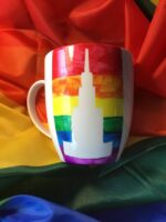 kubek z tęczą
