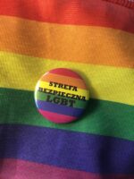 przypinka lgbt strefa bezpieczna