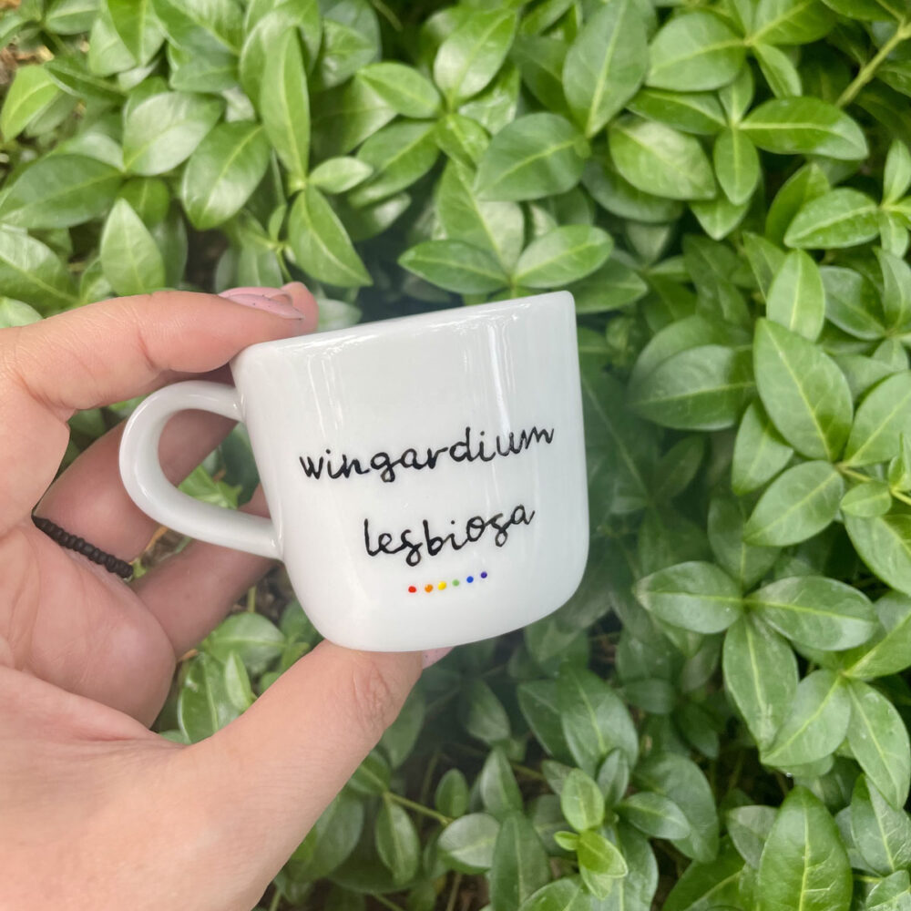 WINGARDIUM LESBIOSA kubeczek do espresso – wyjątkowy kubek dla każdej fanki magii